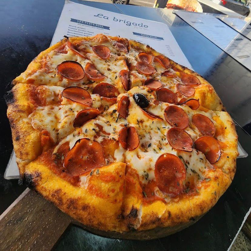 Pizza au feu de bois